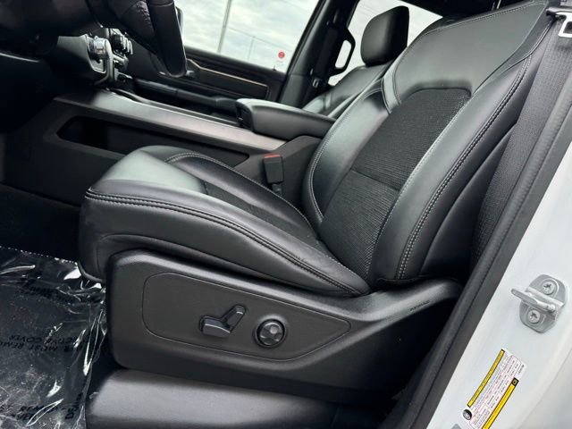 Used 2020 RAM 1500 Sport w/ Night Edition image 8