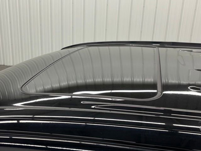 Used 2019 Toyota Highlander SE image 7