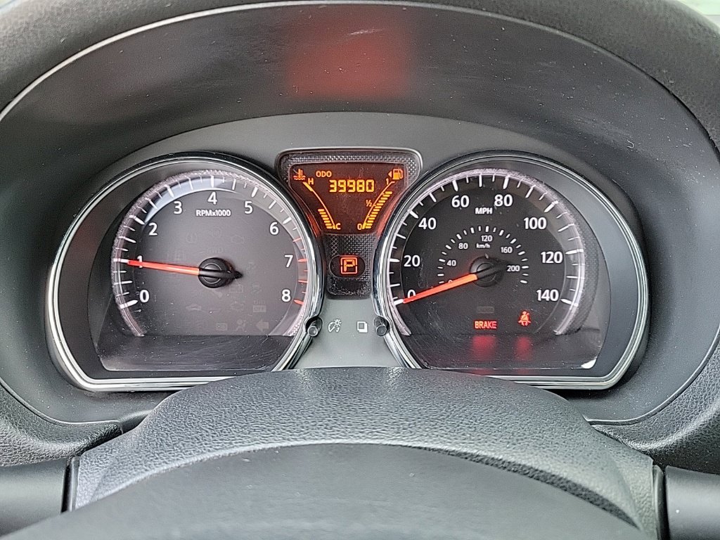 Used 2014 Nissan Versa Note SV FWD image 22