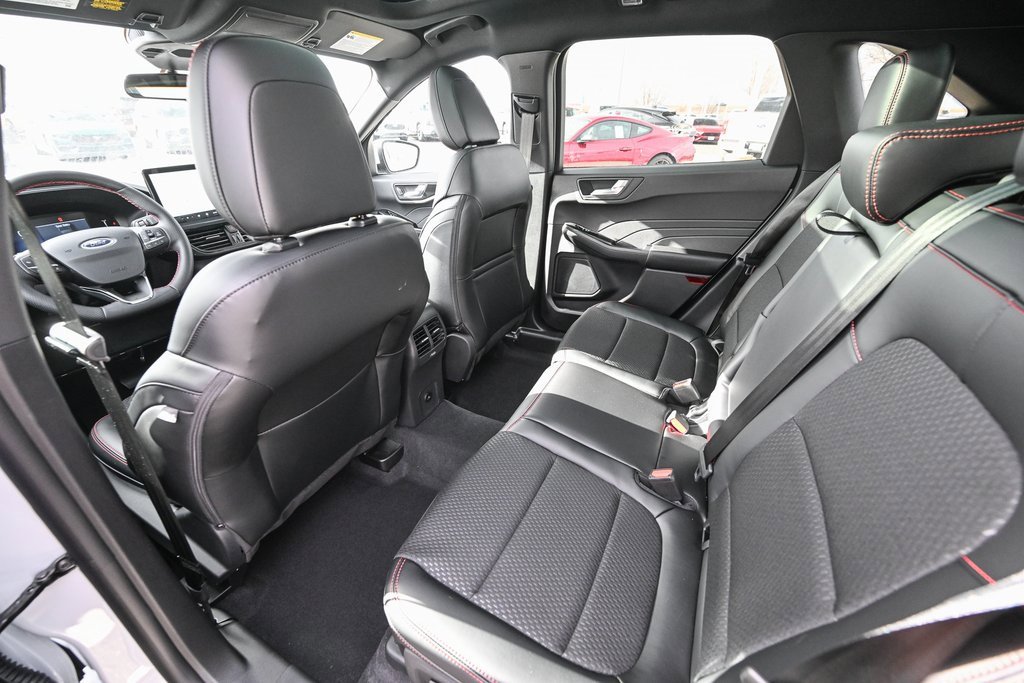 New 2026 Ford Escape ST-Line Select w/ Equipment Group 401A image 18