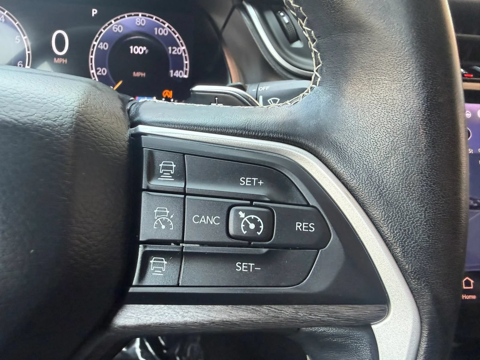 Used 2021 Jeep Grand Cherokee L Limited AWD/4WD image 27