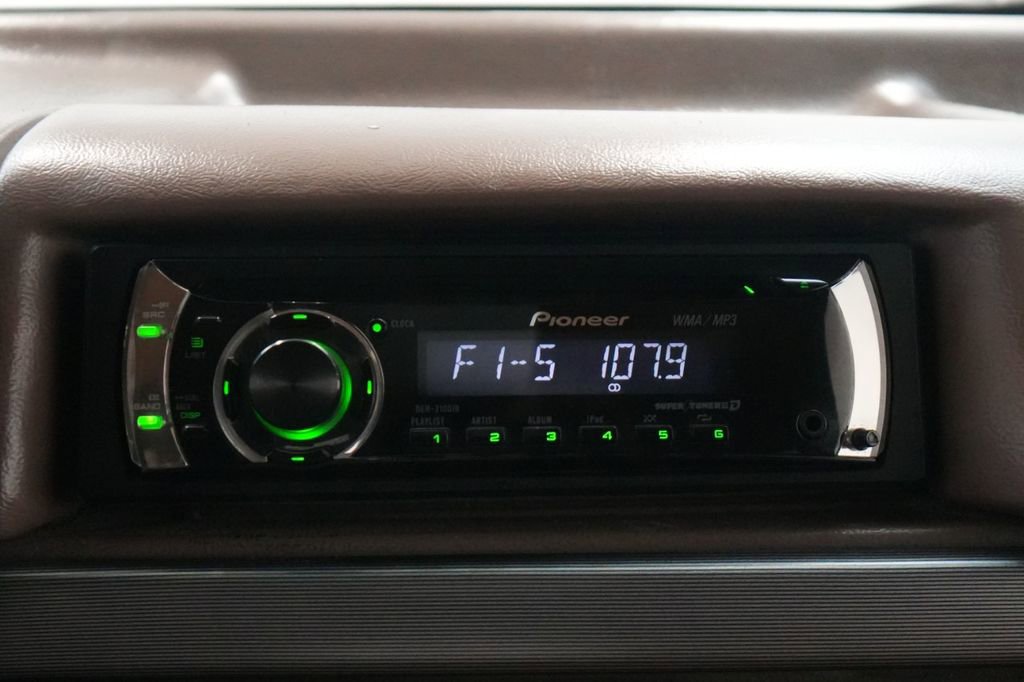 Used 1992 Ford Bronco Eddie Bauer image 32