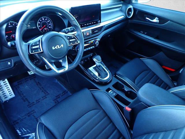 Used 2024 Kia Forte GT-Line w/ GT-Line Premium Package image 9