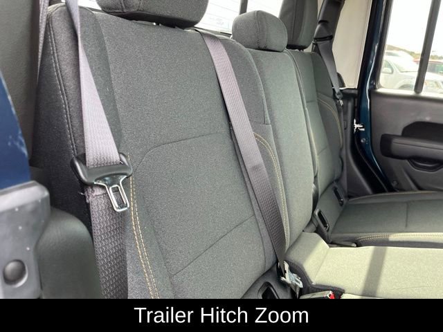 Used 2025 Jeep Gladiator Sport image 22