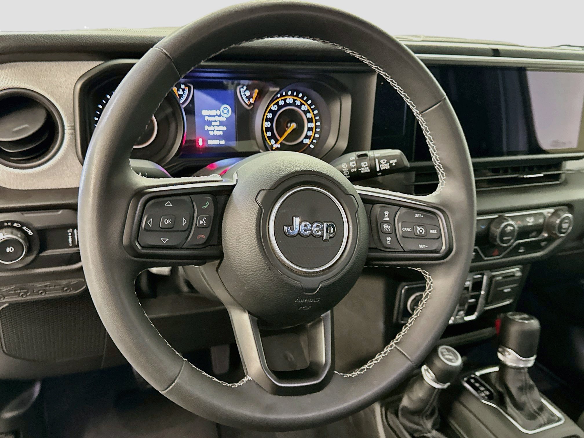 Used 2025 Jeep Wrangler Unlimited Sport AWD/4WD image 18