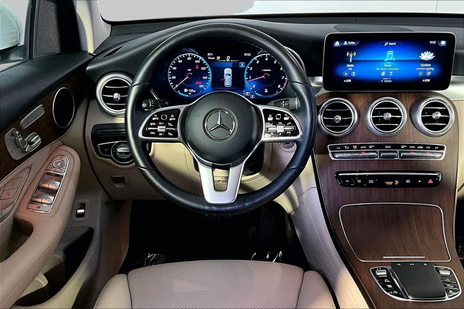 Used 2022 Mercedes-Benz GLC 300 4MATIC image 6