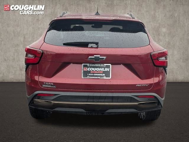 Certified 2024 Chevrolet Trax ACTIV w/ Sunroof Package image 8