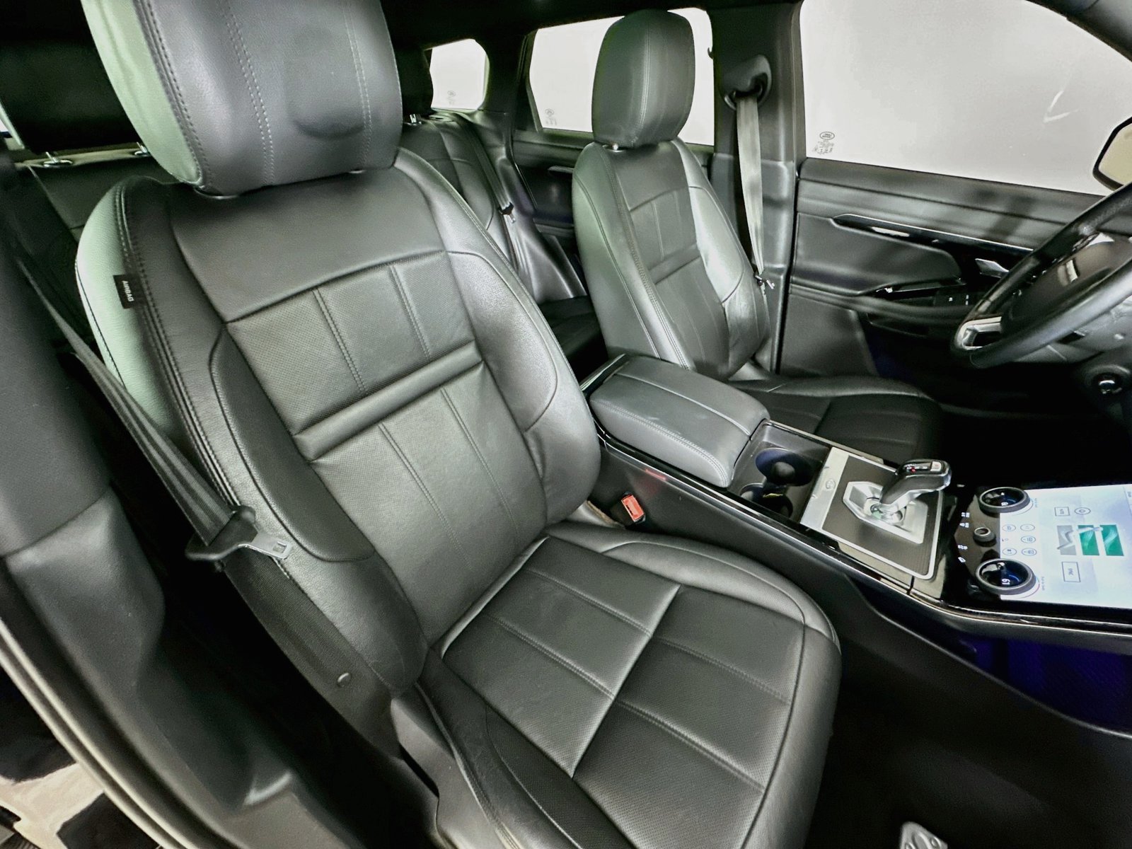 Used 2020 Land Rover Range Rover Evoque SE AWD/4WD image 44