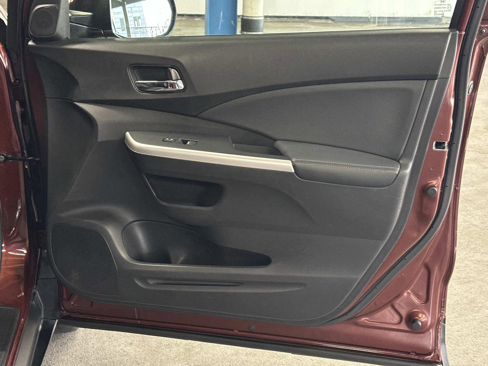 Used 2015 Honda CR-V EX-L image 12