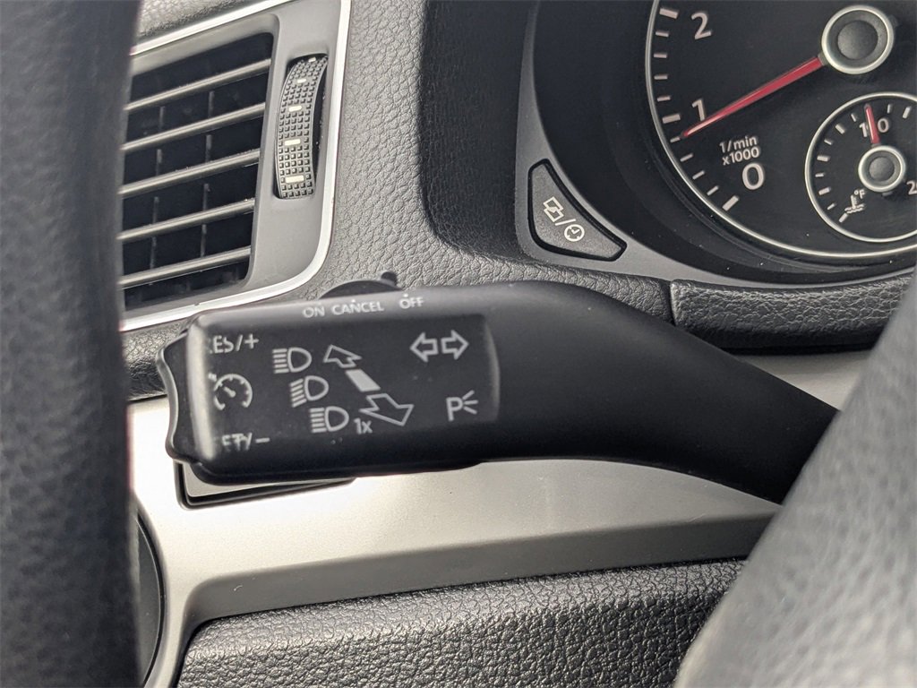 Used 2015 Volkswagen Passat 1.8T Limited Edition image 35