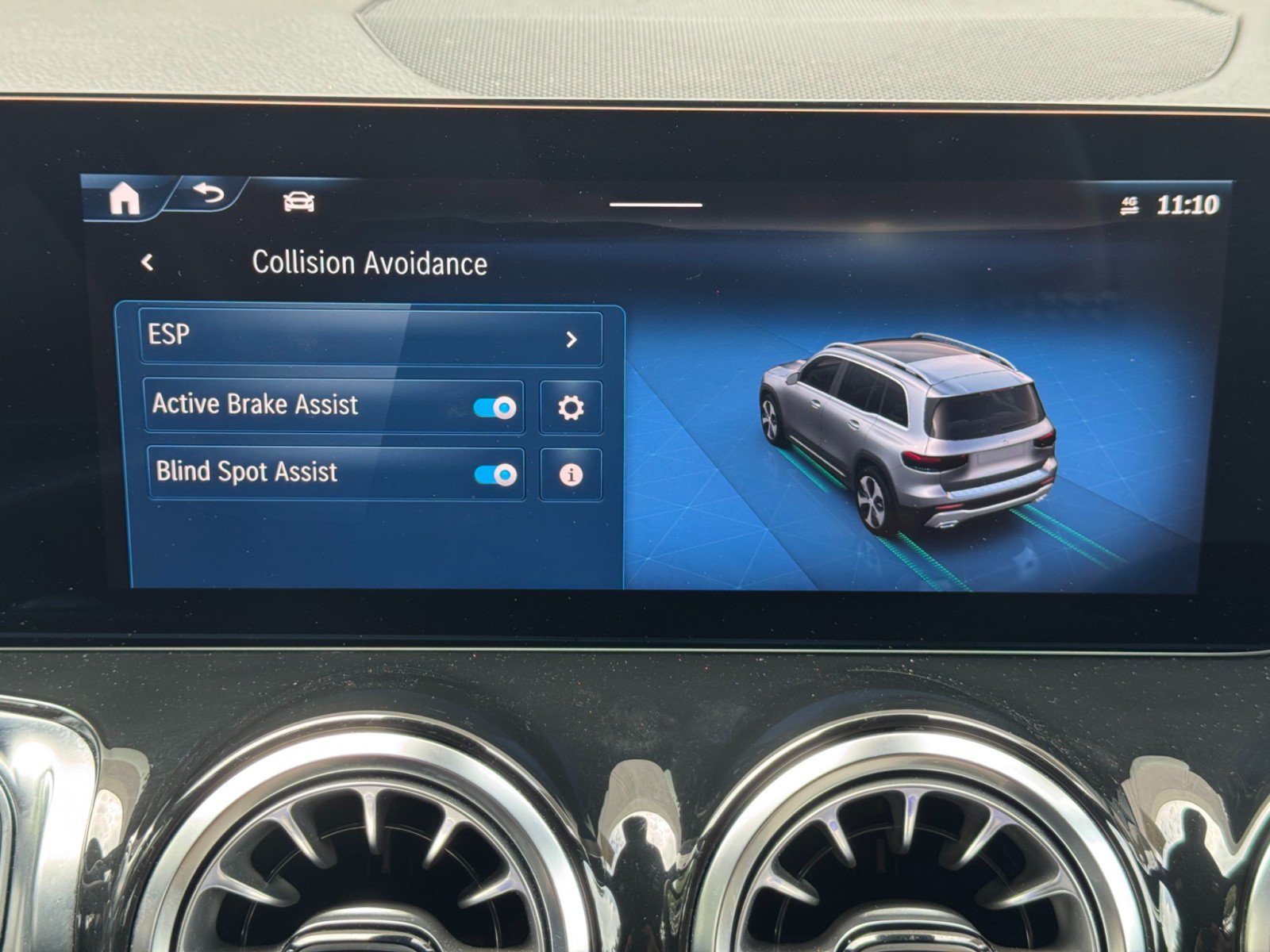 Used 2025 Mercedes-Benz GLB 250 image 26