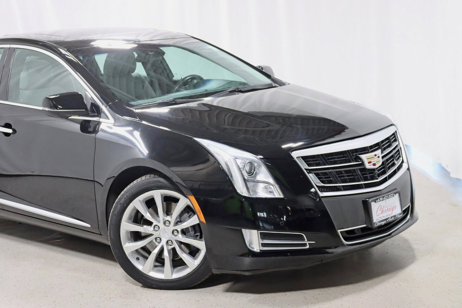 Used 2016 Cadillac XTS Luxury w/ Driver Awareness Package AWD/4WD image 3
