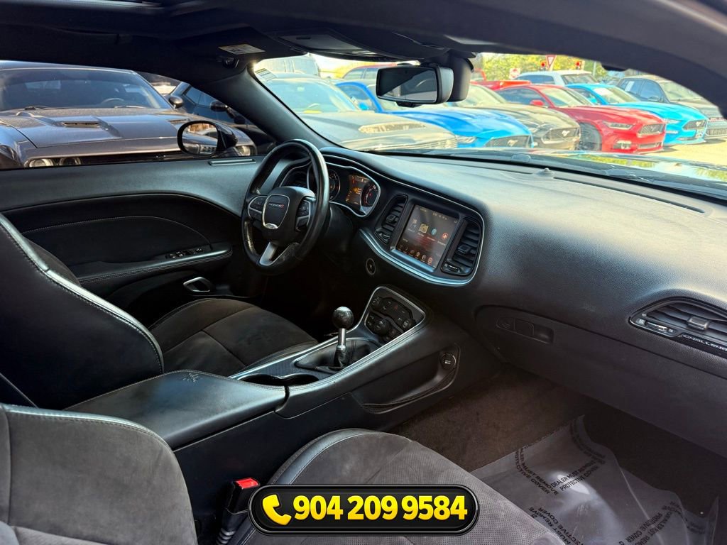 Used 2016 Dodge Challenger R/T Plus image 30