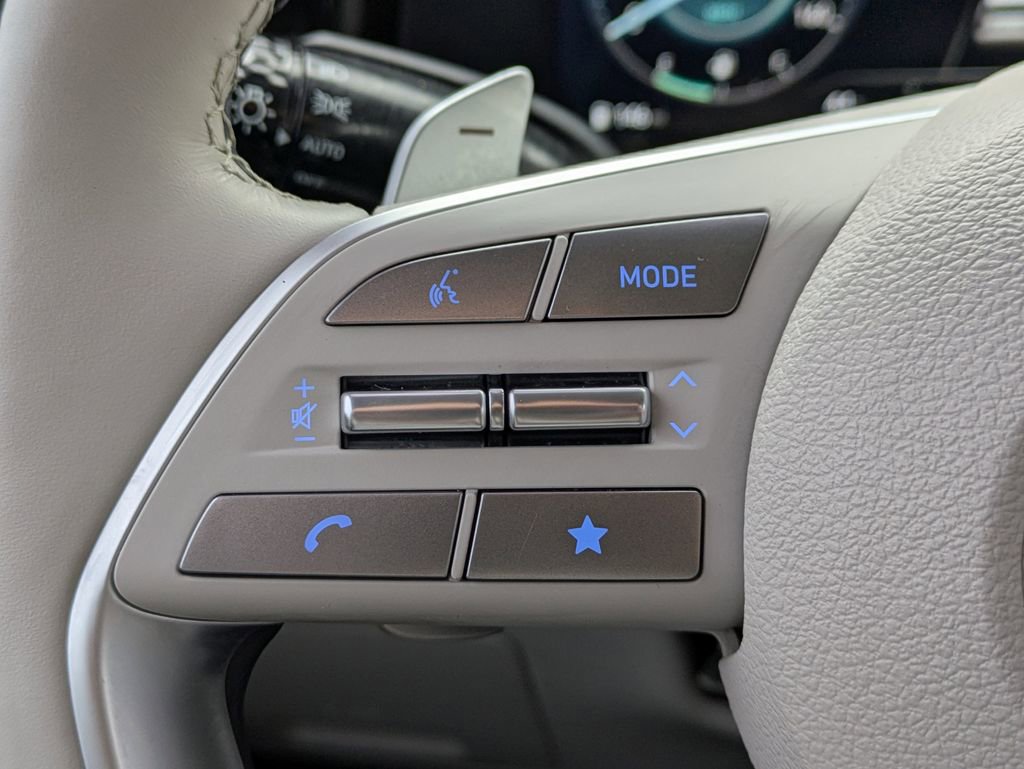 Used 2024 Hyundai Palisade Calligraphy image 26