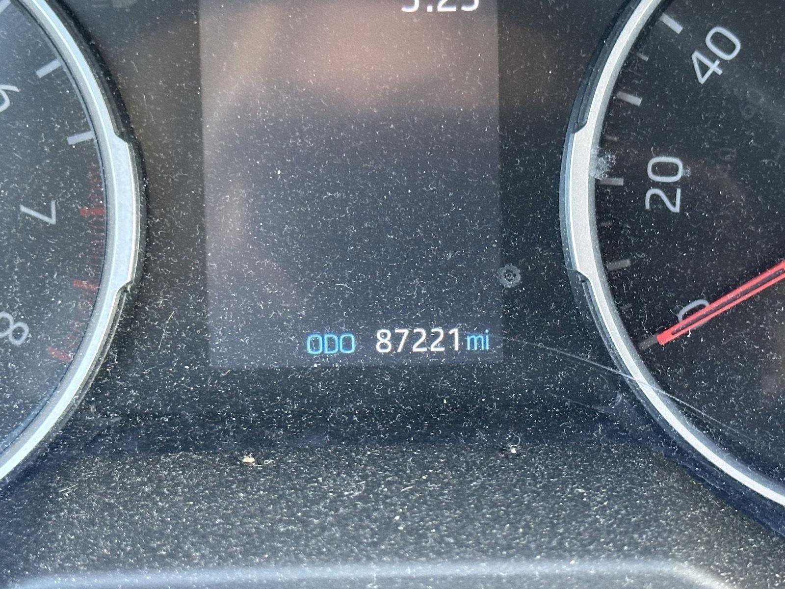 Used 2021 Toyota RAV4 LE image 14