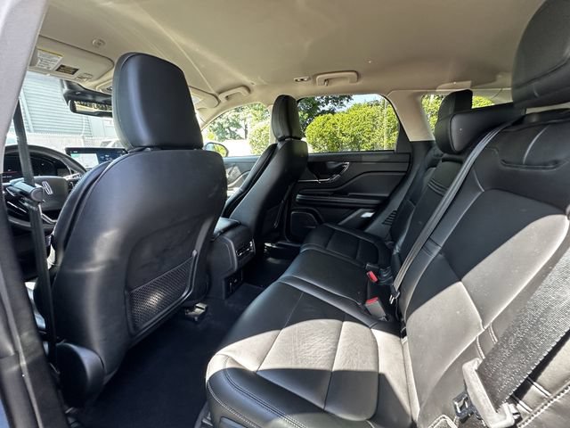 Certified 2023 Lincoln Corsair AWD image 18