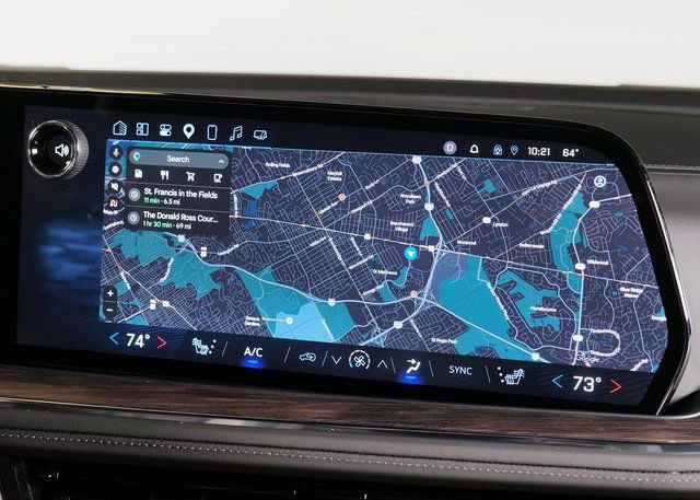 Used 2025 Chevrolet Tahoe LT w/ Comfort Package image 14