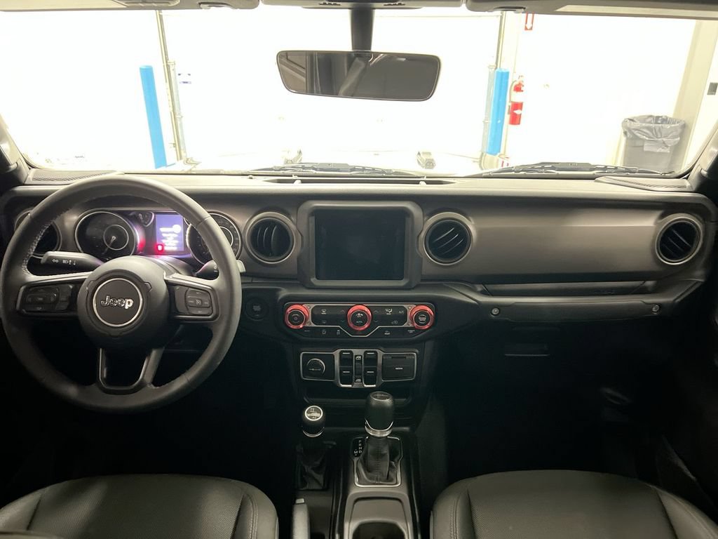 Used 2023 Jeep Gladiator Sport AWD/4WD image 13