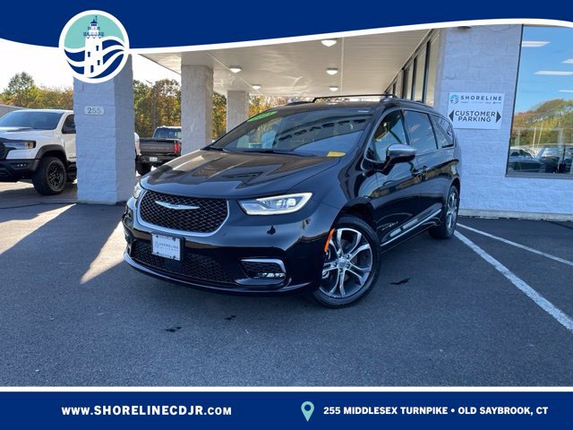 Used 2021 Chrysler Pacifica Pinnacle AWD/4WD image 1