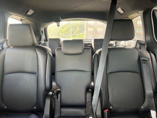 Used 2024 Honda Odyssey Sport image 13