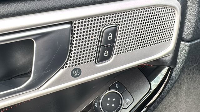 Certified 2024 Ford Explorer ST-Line w/ Class IV Trailer Tow Package image 11