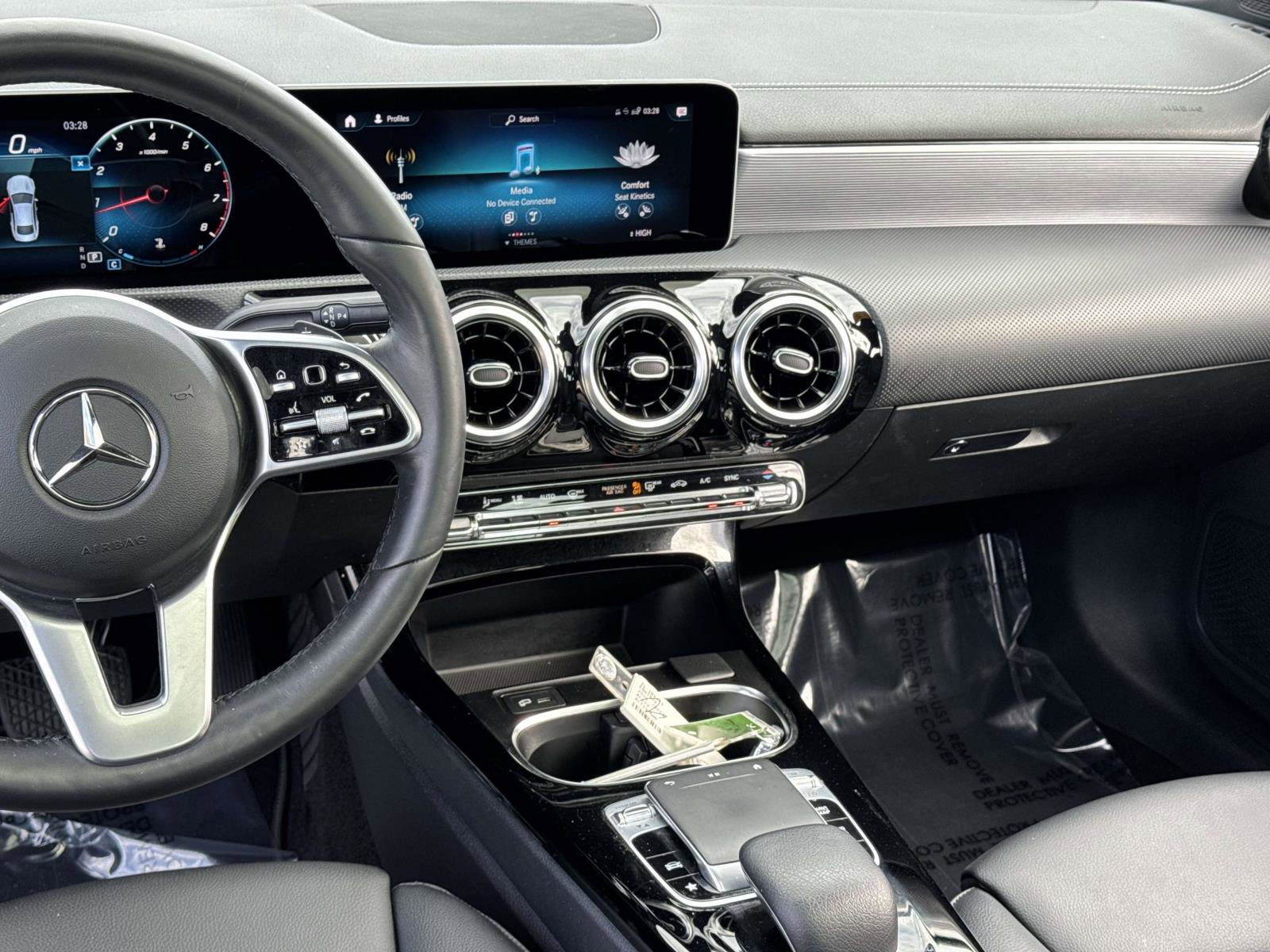 Used 2020 Mercedes-Benz CLA 250 4MATIC image 3