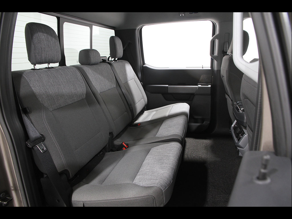 Used 2022 Ford F150 XLT w/ Equipment Group 302A High AWD/4WD image 17