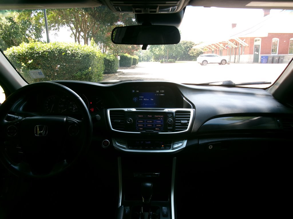 Used 2014 Honda Accord EX-L image 16