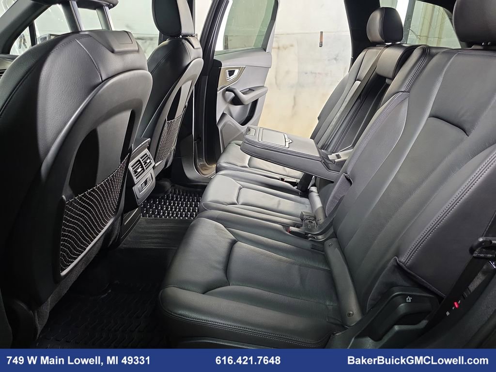 Used 2017 Audi Q7 3.0T Premium Plus w/ Premium Plus Package image 14