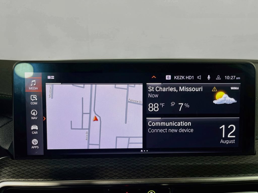 Used 2023 BMW X4 xDrive30i AWD/4WD image 17
