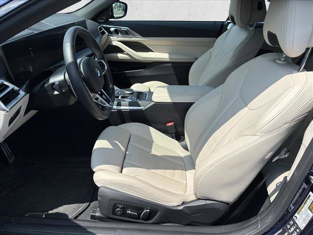 Used 2025 BMW 430i xDrive Convertible w/ M Sport Package AWD/4WD image 12