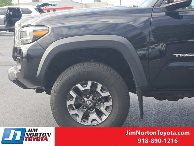 Used 2021 Toyota Tacoma TRD Off-Road w/ TRD Premium Off Road Package AWD/4WD image 9
