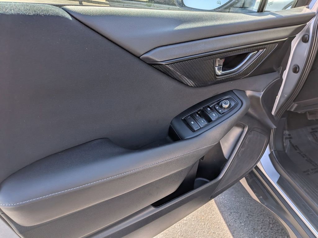 Used 2025 Subaru Outback Premium image 11