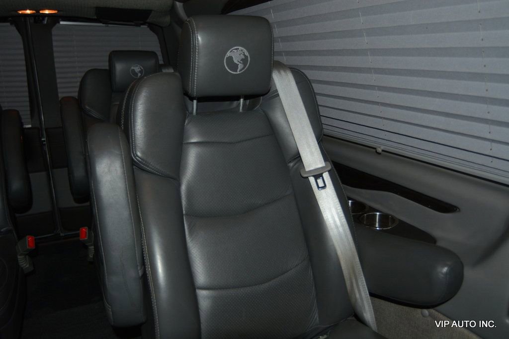 Used 2020 GMC Savana 2500 Extended w/ Enhanced Convenience Package image 36