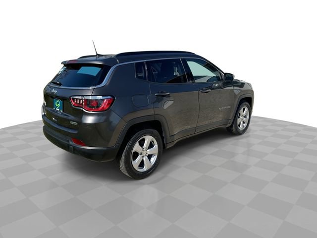 Used 2019 Jeep Compass Latitude FWD image 9