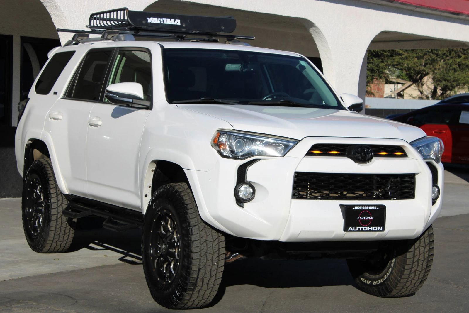Used 2016 Toyota 4Runner SR5 Premium image 4