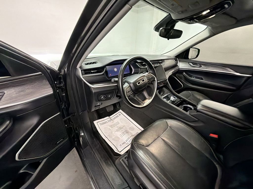Used 2021 Jeep Grand Cherokee L Limited w/ Trailer Tow Group (B) image 10