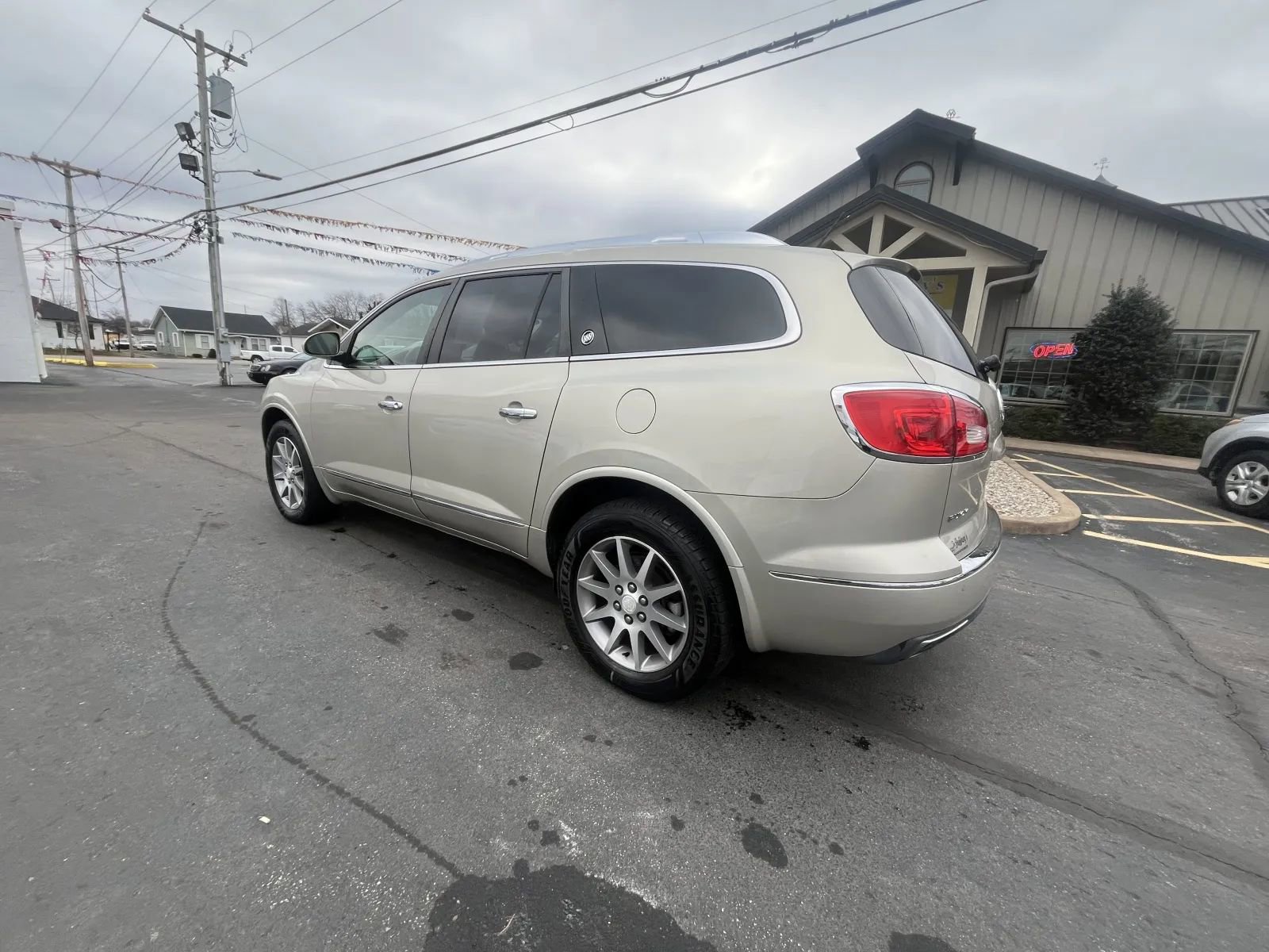 Used 2015 Buick Enclave Leather image 4