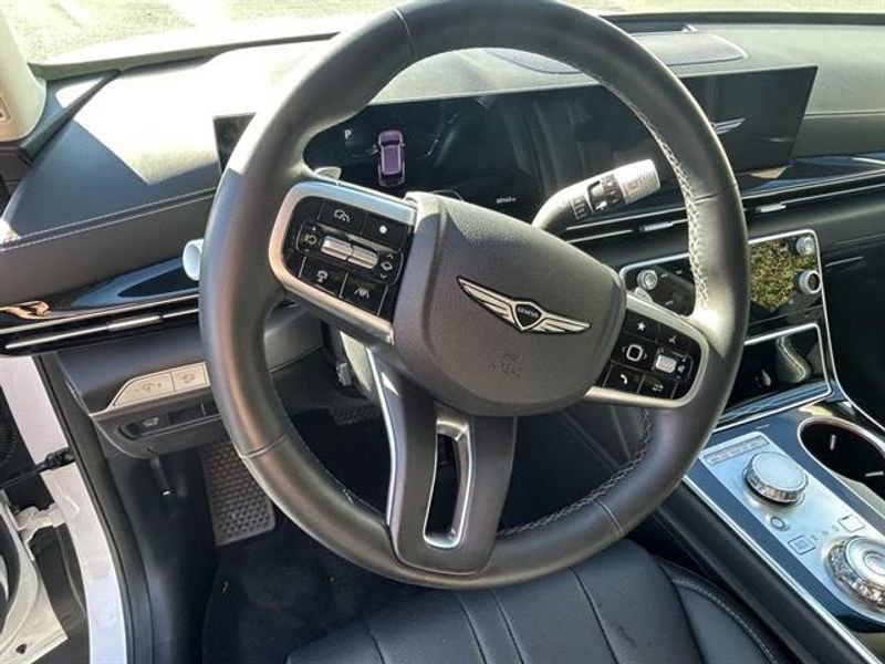 Used 2025 Genesis GV80 2.5T Standard image 11