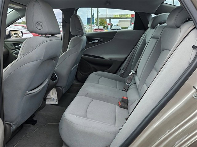 Used 2022 Chevrolet Malibu LT image 6