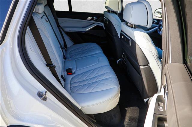 Used 2026 BMW X5 xDrive40i w/ Climate Comfort Package image 25