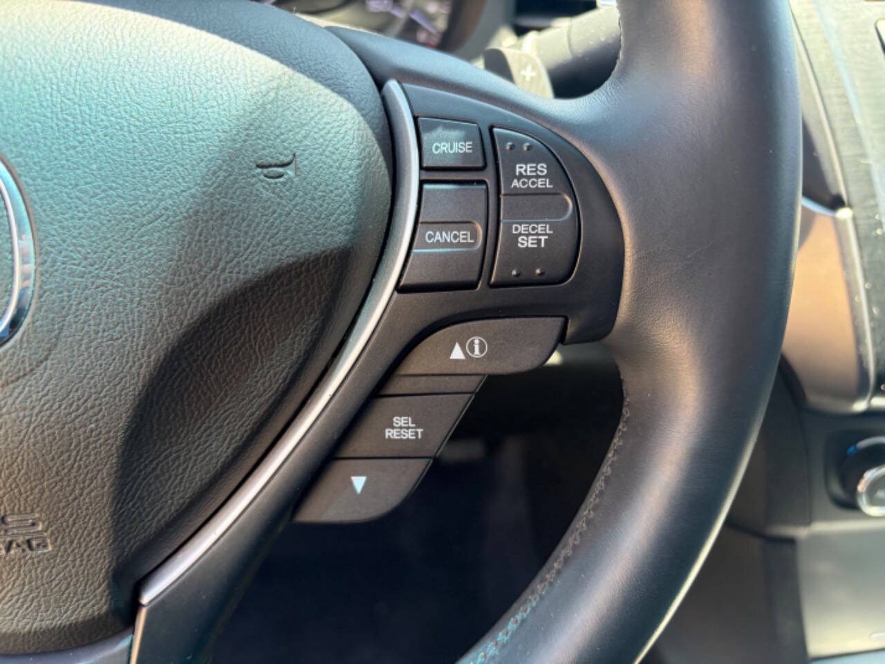 Used 2013 Acura ILX w/ Premium Package FWD image 17