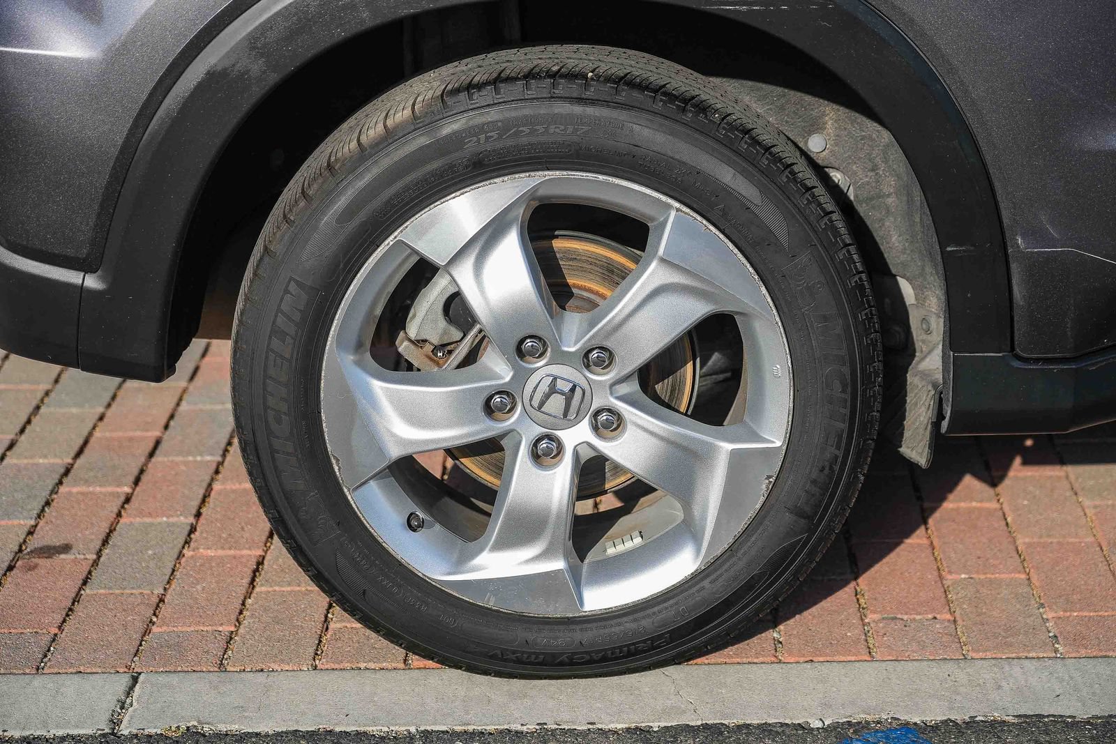 Used 2016 Honda HR-V LX image 11