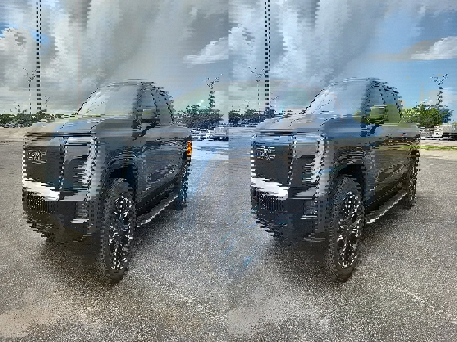 New 2025 GMC Sierra EV Denali video 2