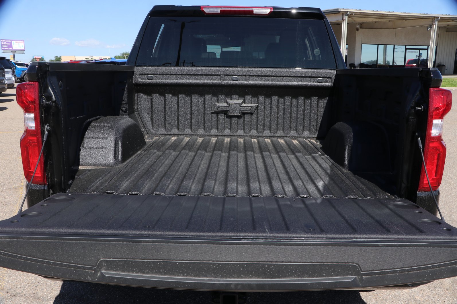 New 2026 Chevrolet Silverado 1500 RST w/ RST Select Package AWD/4WD image 29