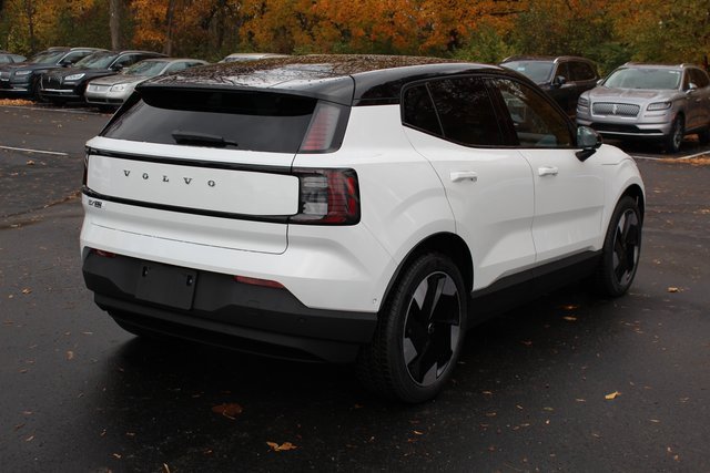 New 2026 Volvo EX30 Ultra image 3