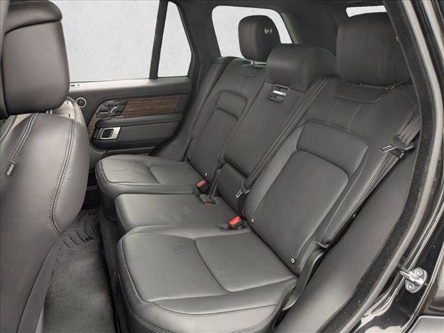 Used 2019 Land Rover Range Rover HSE image 19
