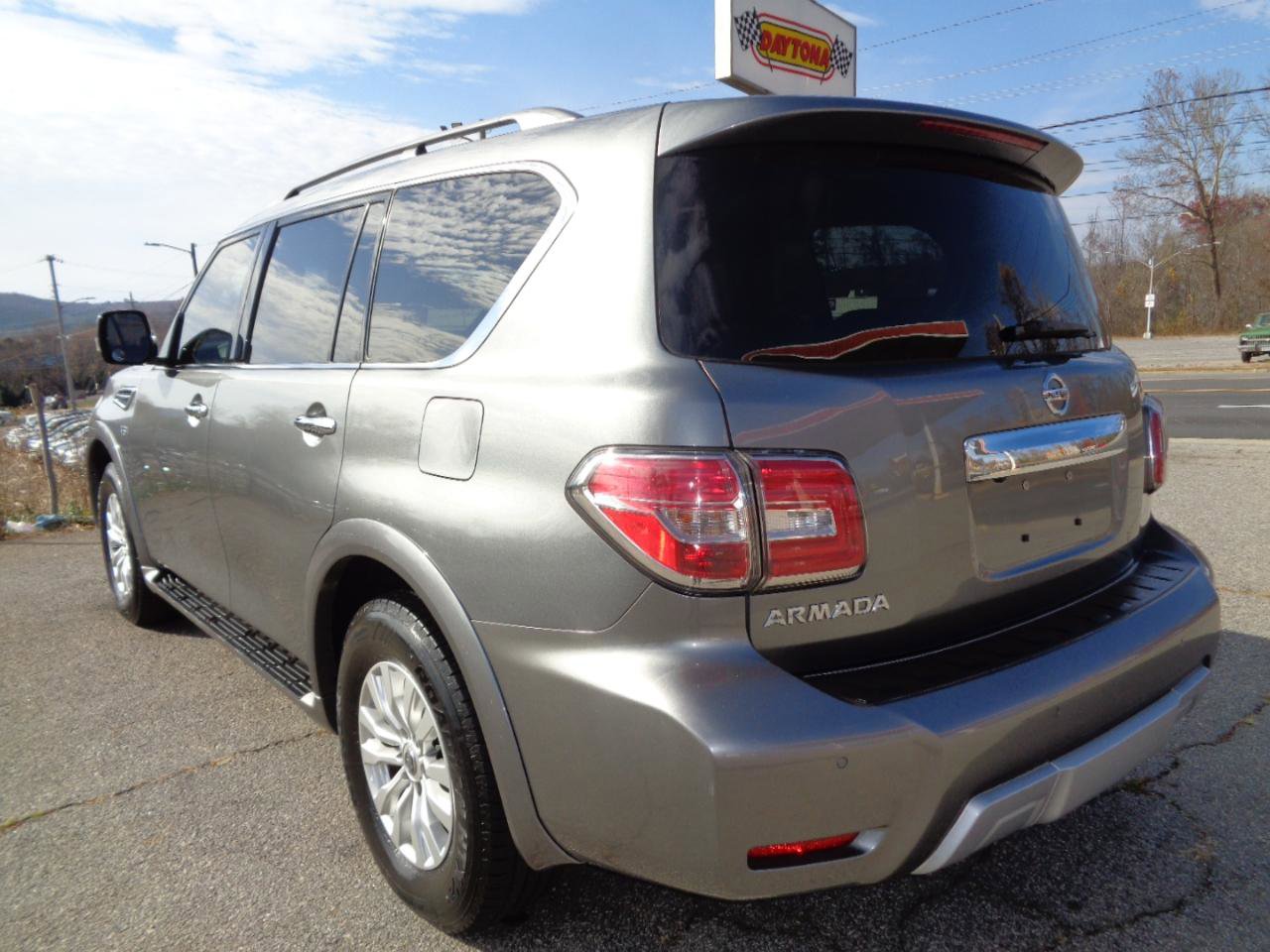 Used 2017 Nissan Armada SV w/ Driver Package image 7