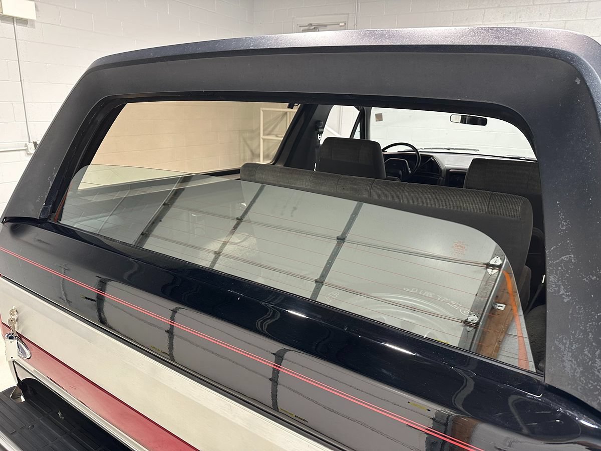 Used 1988 Ford Bronco AWD/4WD image 10