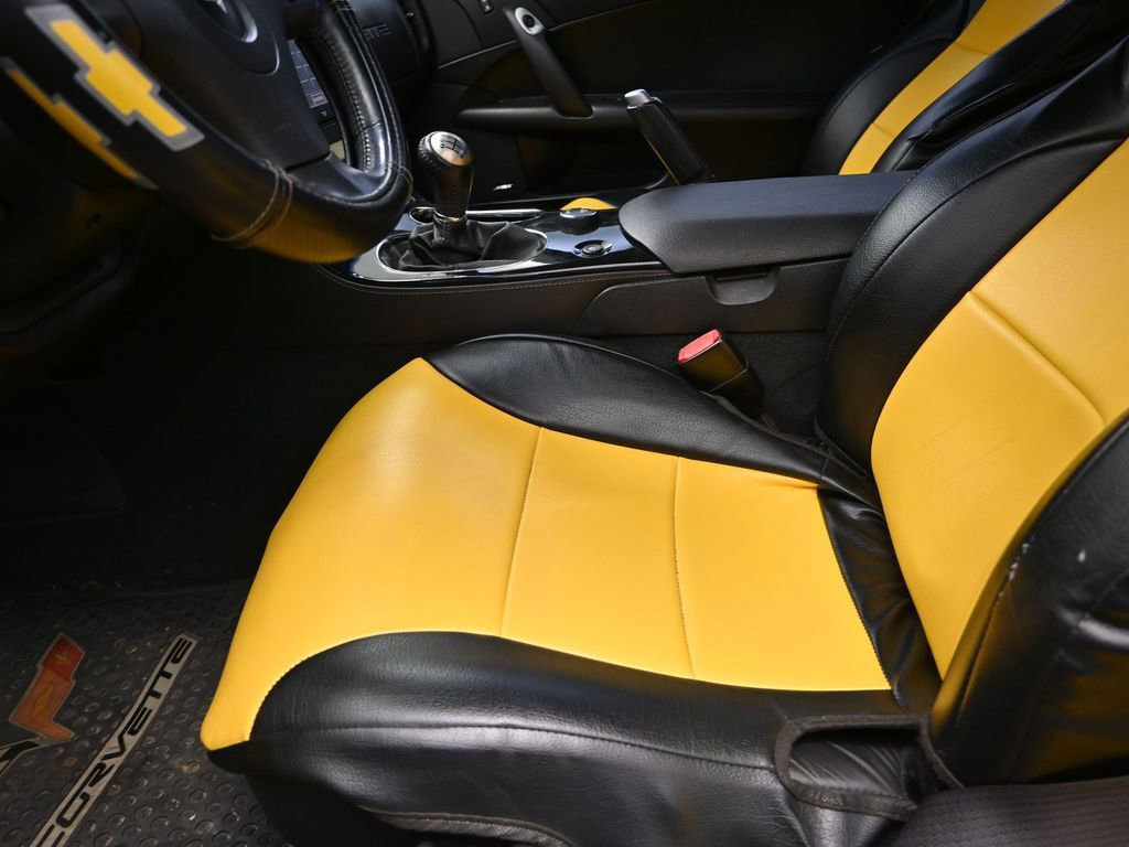 Used 2008 Chevrolet Corvette Convertible w/ Preferred Equipment Group image 13